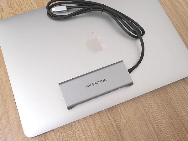 MacBook Airで外部モニター運用するなら「LENTION USB Type-C ハブ」
